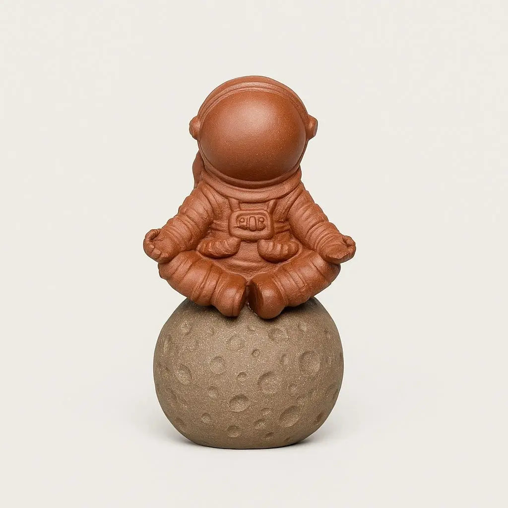 Purple clay tea pet astronaut figurine handmade zisha ornament for chinese tea ceremony table decor