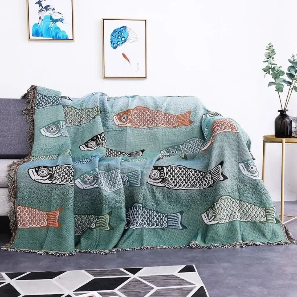 Woven koi pattern throw blanket soft cotton blend fish design sofa cover living room décor