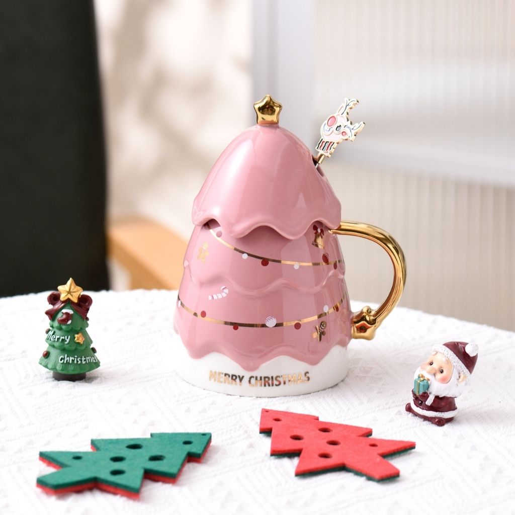 Holiday mug set with green lid spoon and festive gift box for seasonal gifting