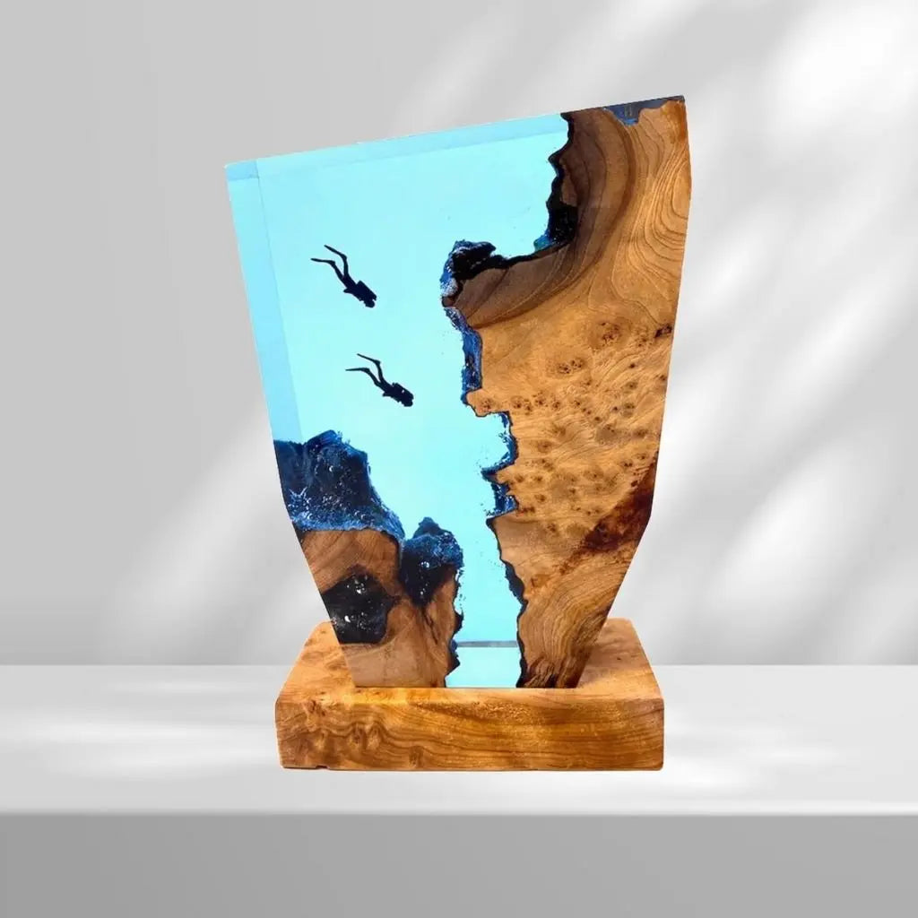 Ocean themed bedroom night light wood resin desk lamp with diver scene decorative marine lighting