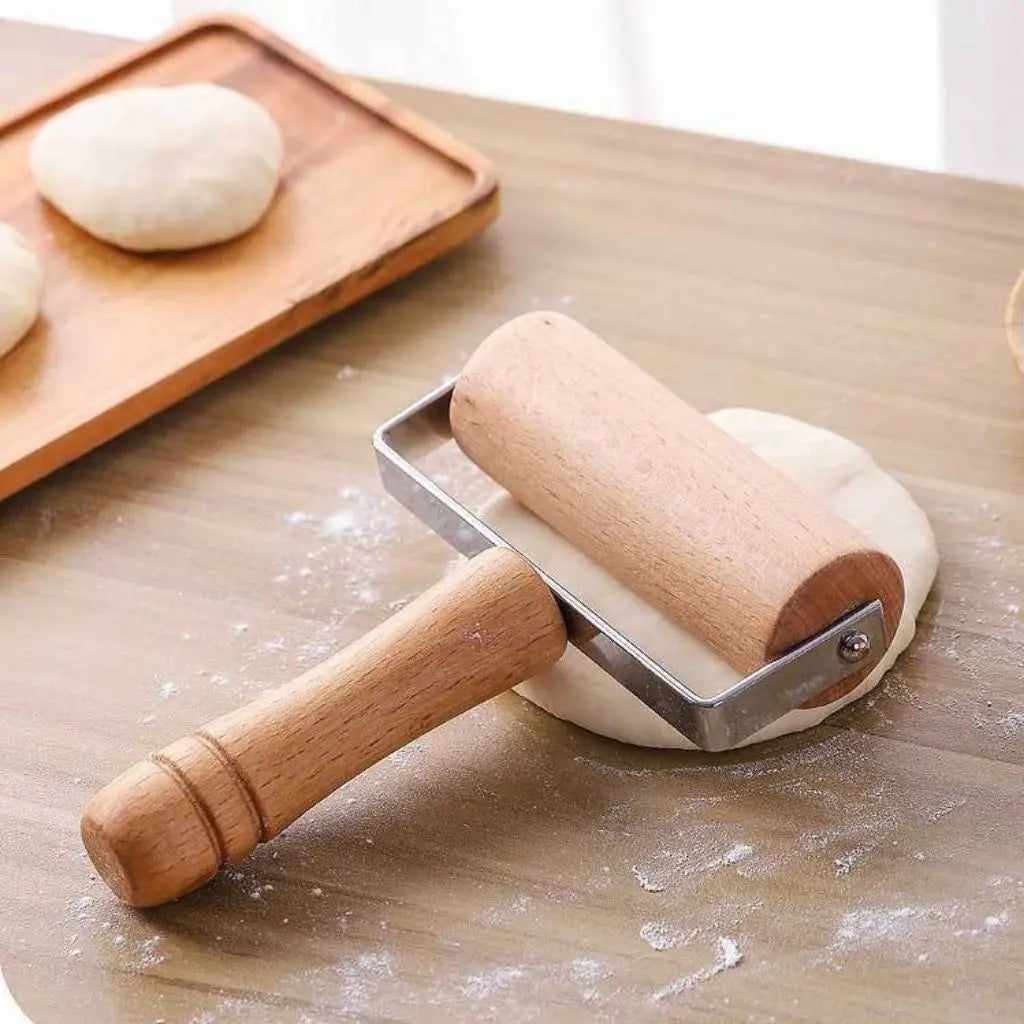 Handcrafted beechwood rolling pin with dual heads, ideal for pizza dough rolling and baking tasks