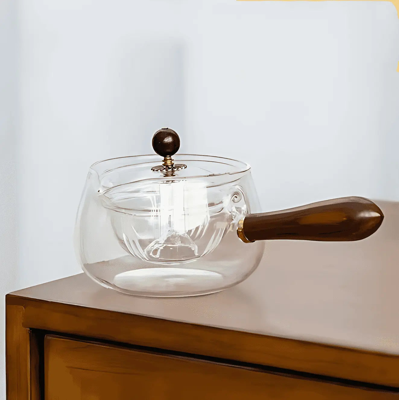 Everly Glass Rotating Teapot Inovessa