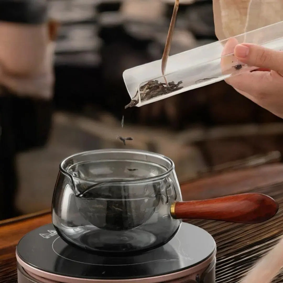 Everly Glass Rotating Teapot Inovessa