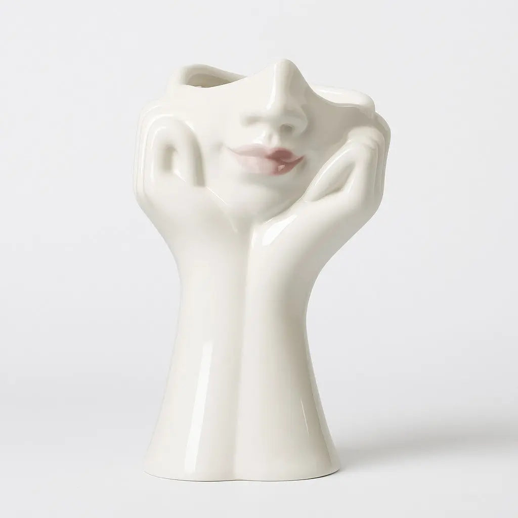 Liri Sculptural Face Flower Holder Inovessa