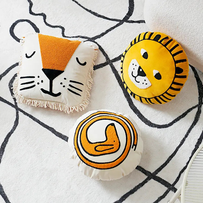 Mane Roar Decorative Sofa Throw Pillow Inovessa