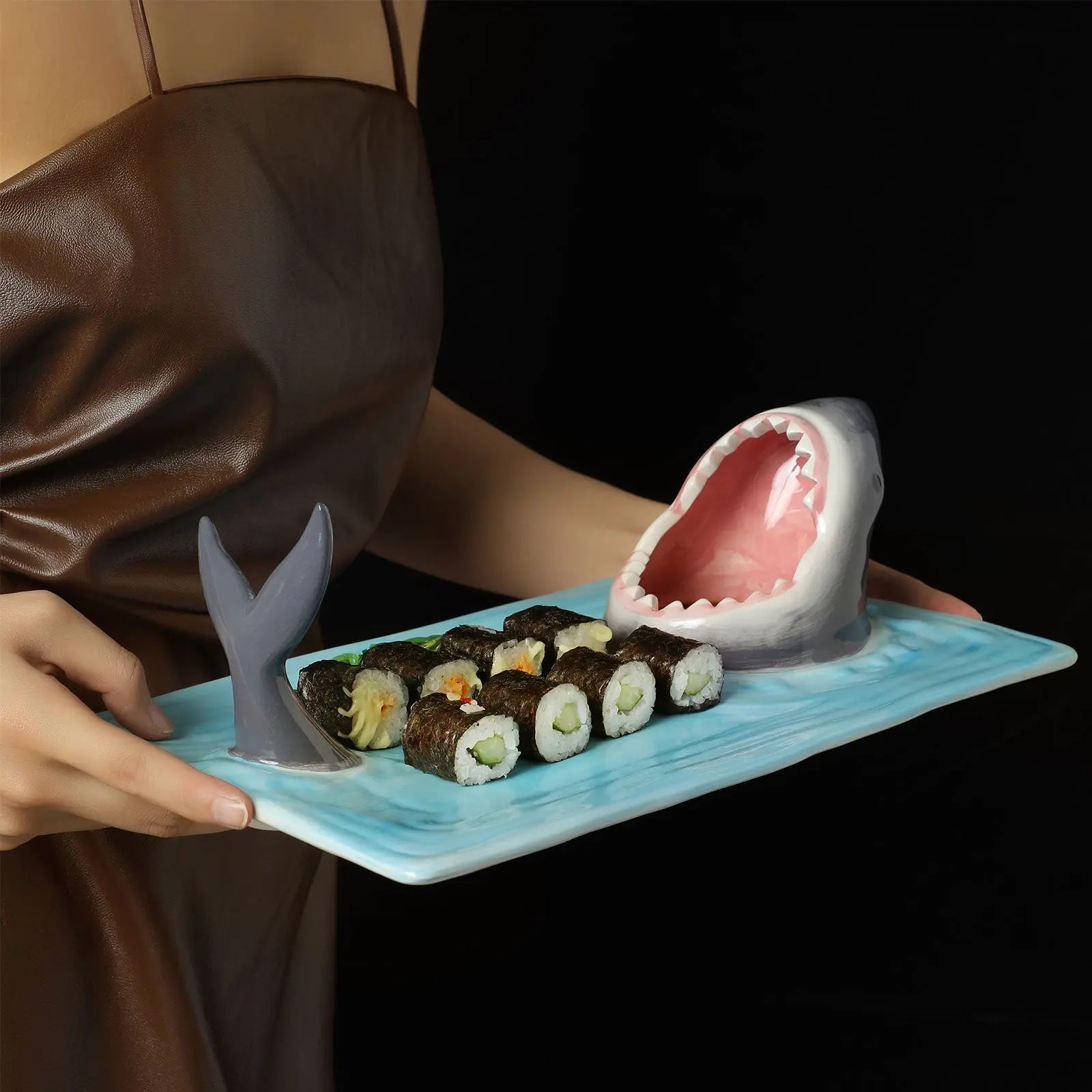 SharkiePlate™ - Ceramic Shark Mouth Plate Inovessa