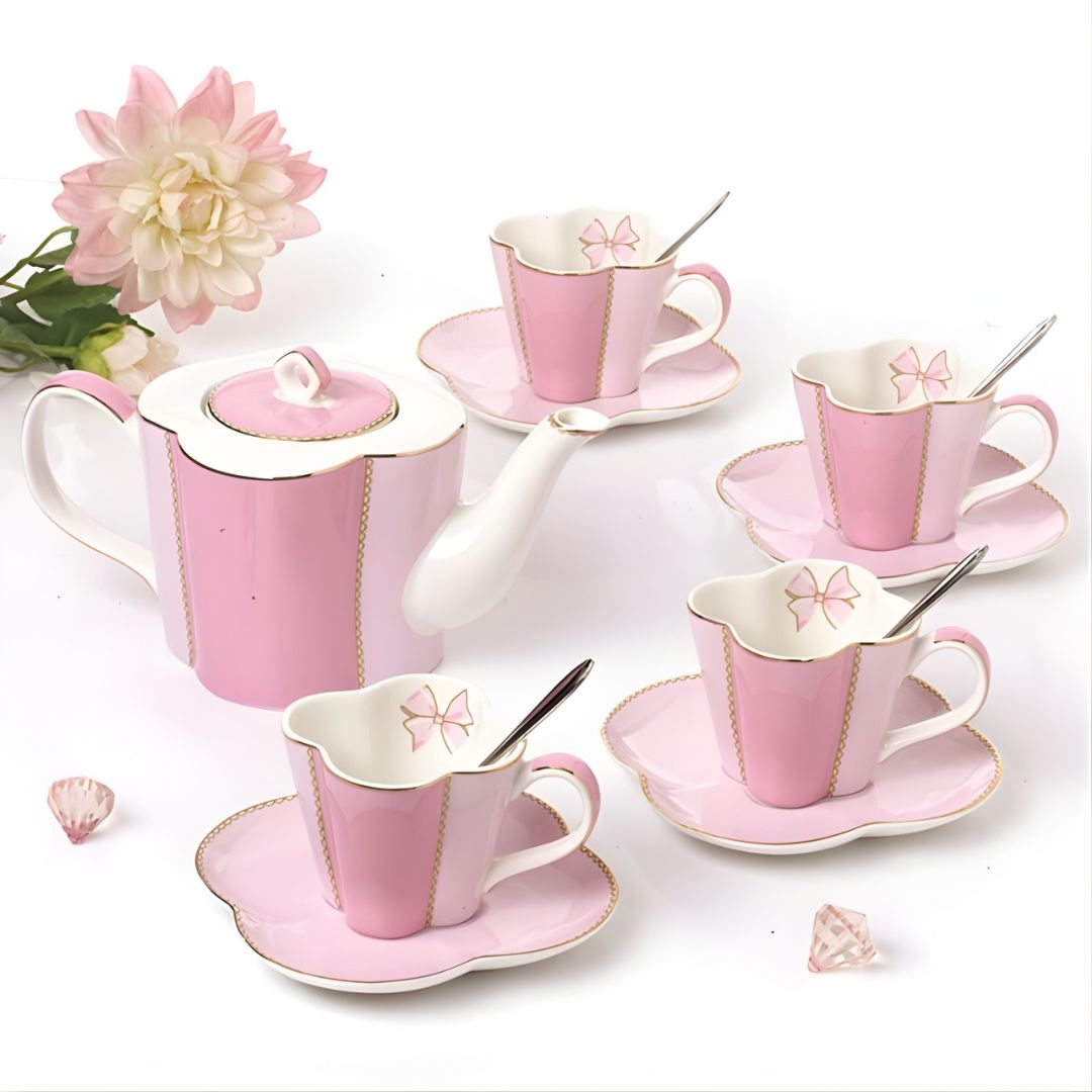 Ceramic teacup and saucer set with 180ml capacity for tea serving