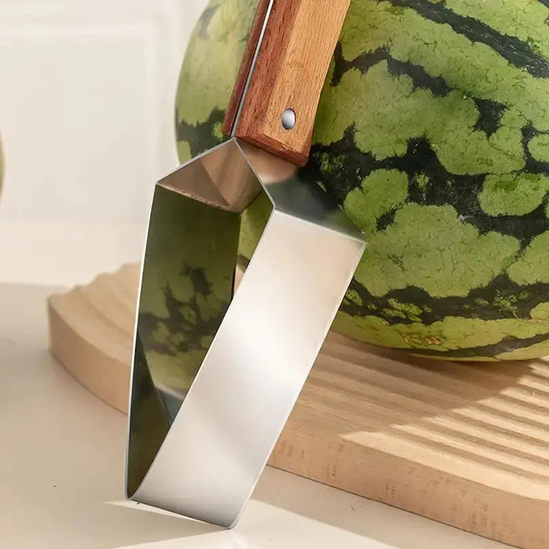 TriBlade™ - Watermelon Triangle Cutter Inovessa