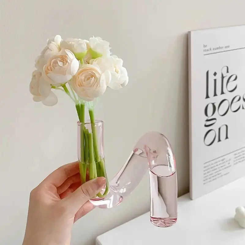 Xylo Swirl Flower Holder Inovessa