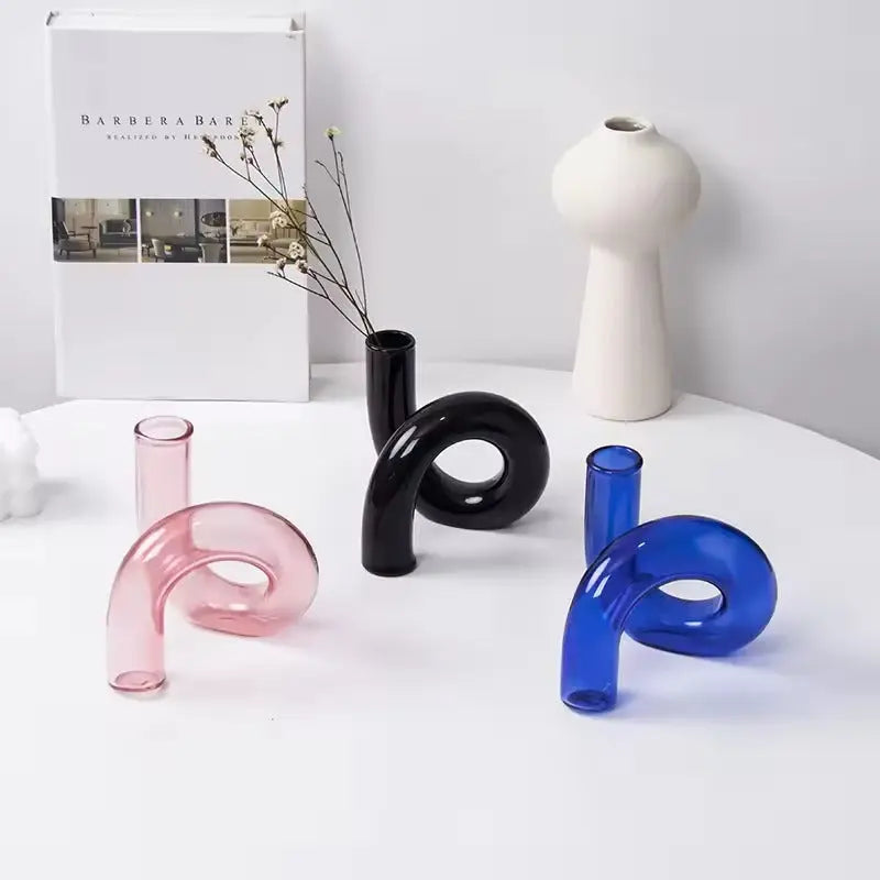 Xylo Swirl Flower Holder Inovessa