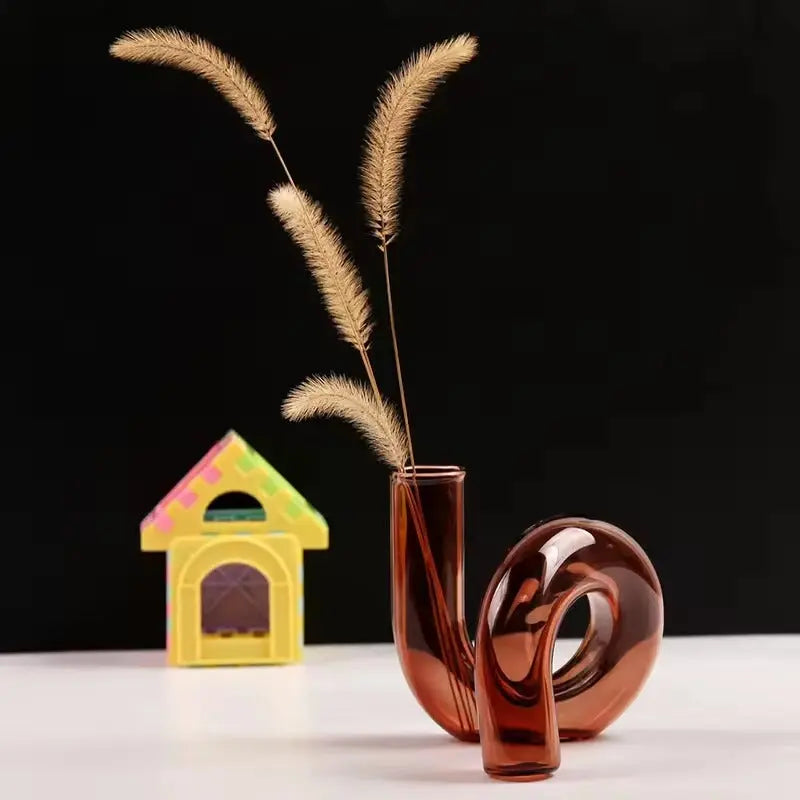 Xylo Swirl Flower Holder Inovessa