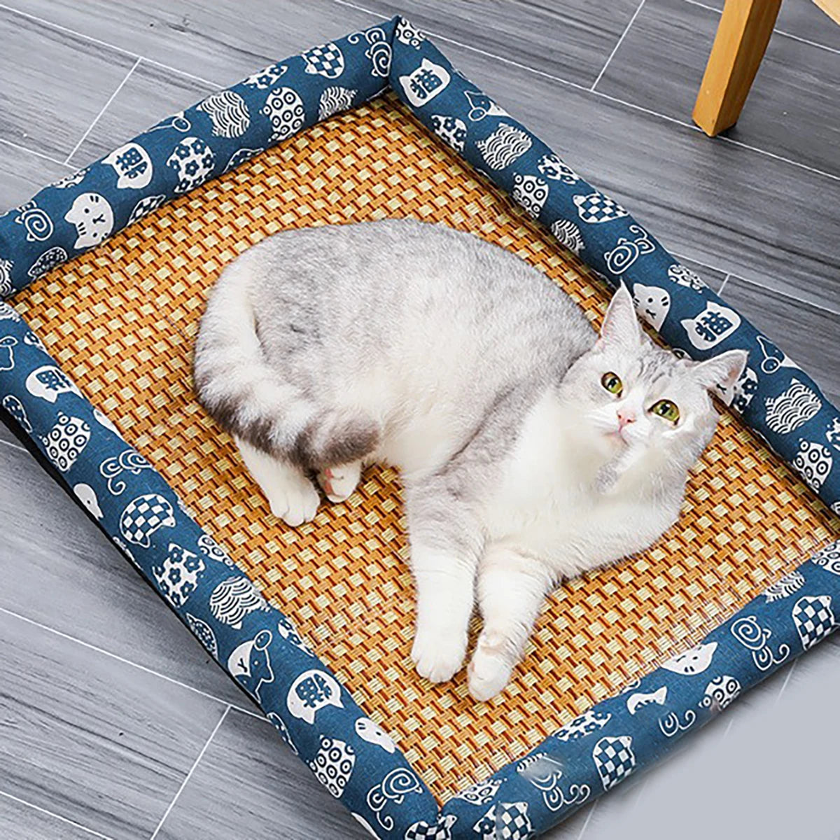 ChillNest™ - Pet Cooling Bed