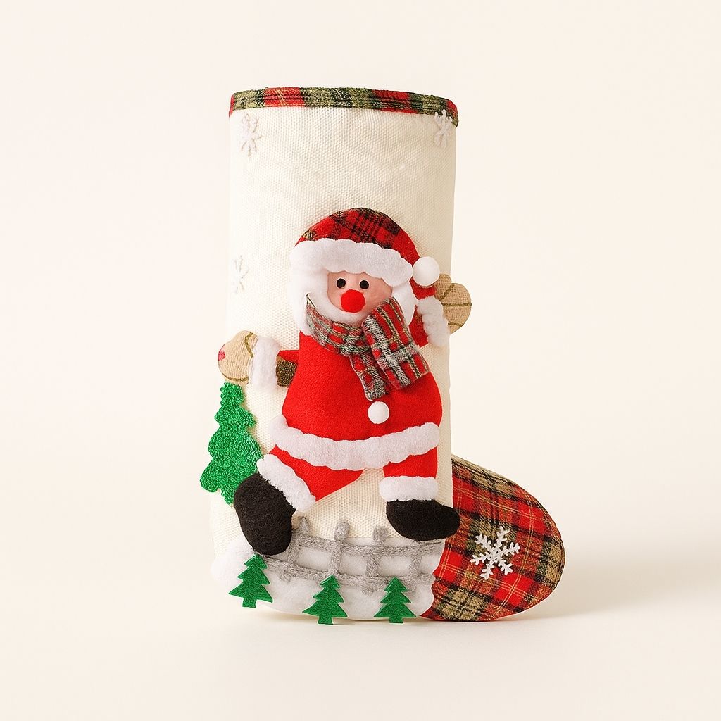 Cloth holiday bag with nostalgic appliqué perfect for mantel hanging