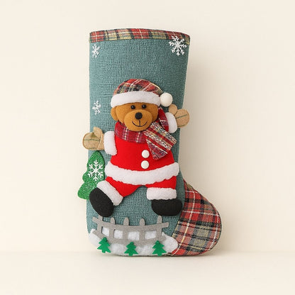 Festive gift holder with dimensional Jordan appliqué and linen style weave