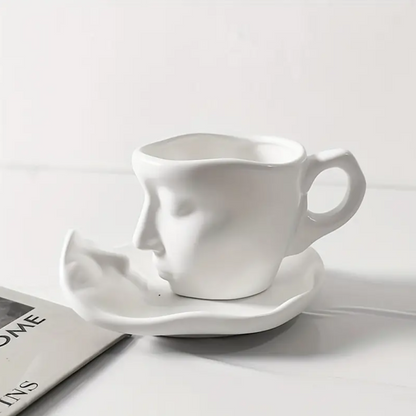 EternalLove™ - Ceramic Kissing Coffee Cup and Saucer Set