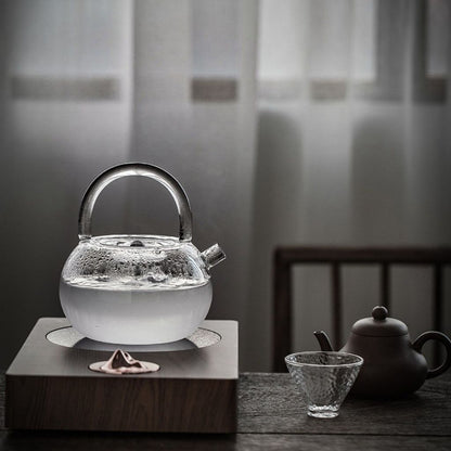 Clear glass teapot for displaying blooming and flowering tea varieties