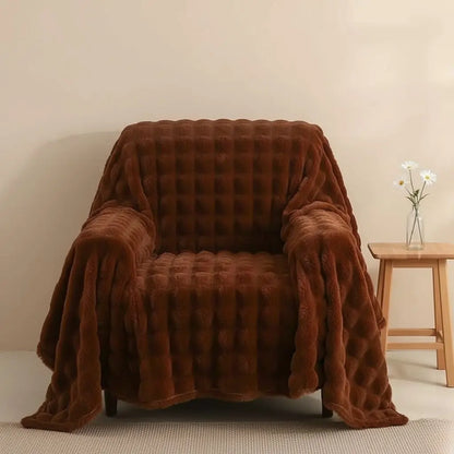 Polyester bubble flannel sofa blanket with plush textured surface for warmth