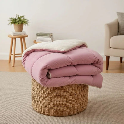 Double sided velvet bedding with quilted design for even insulation distribution